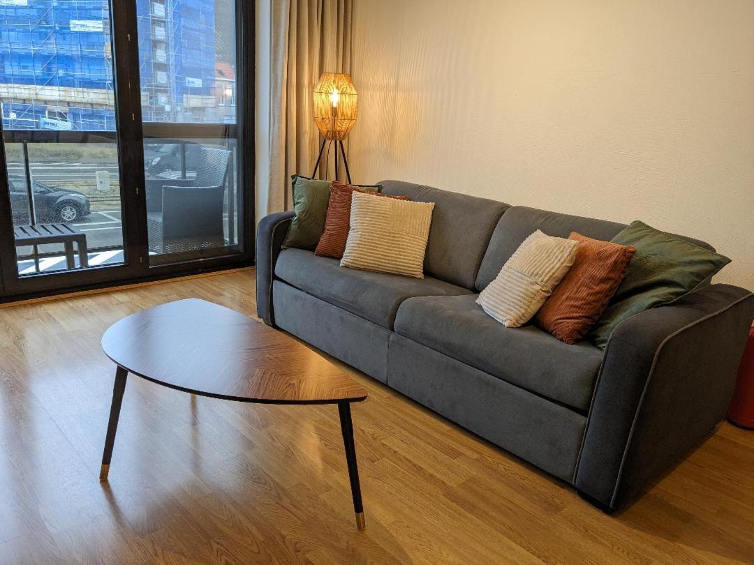Vista Linda, Leuk Appartement Vlak Bij Zeedijk En Strand Oostende Bagian luar foto