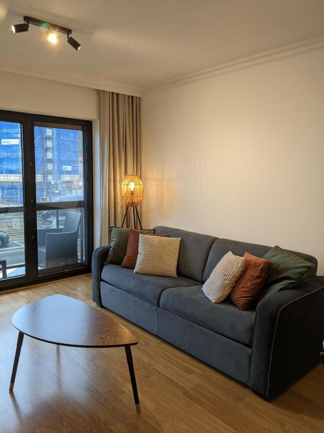 Vista Linda, Leuk Appartement Vlak Bij Zeedijk En Strand Oostende Bagian luar foto