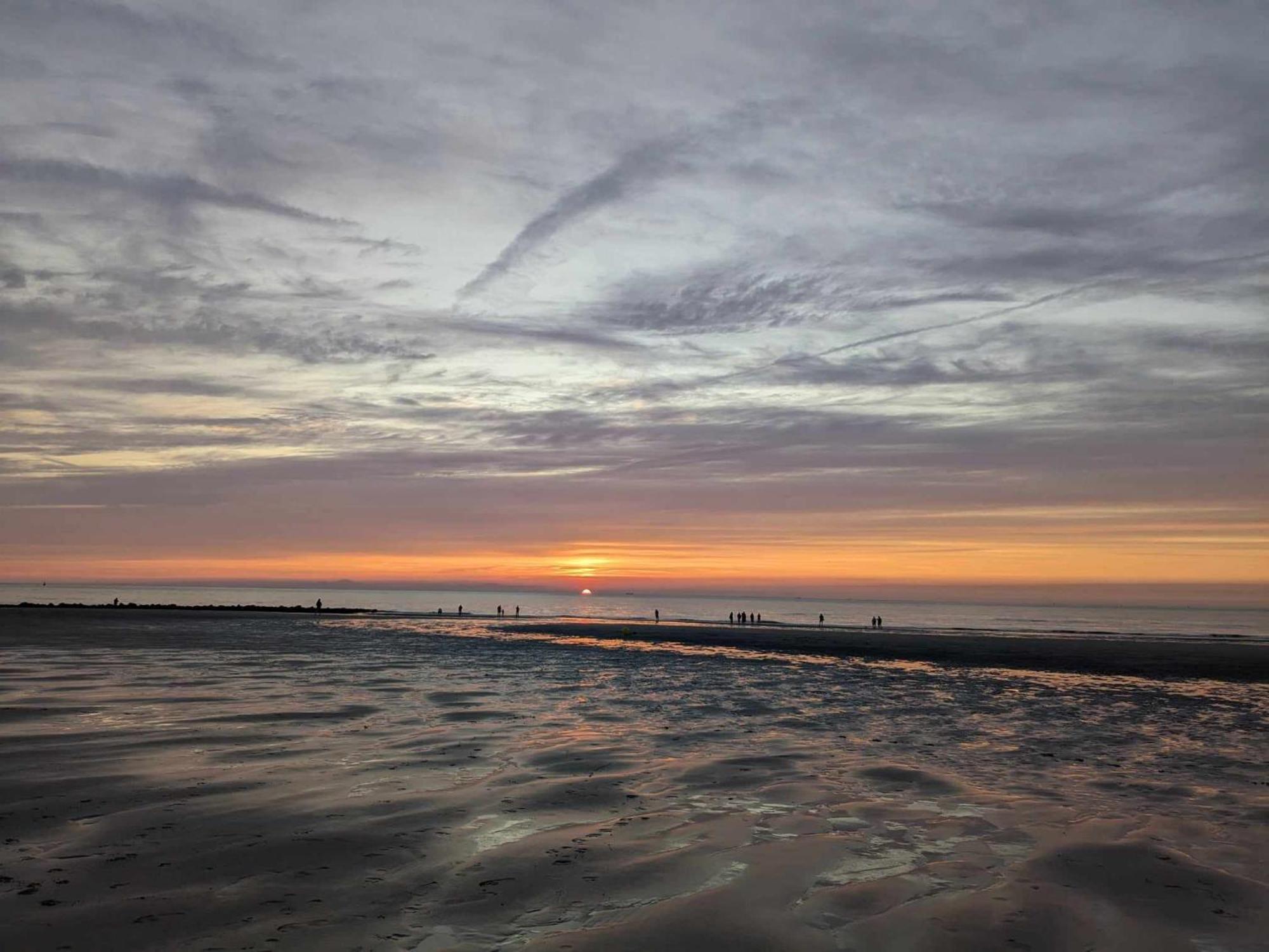 Vista Linda, Leuk Appartement Vlak Bij Zeedijk En Strand Oostende Bagian luar foto