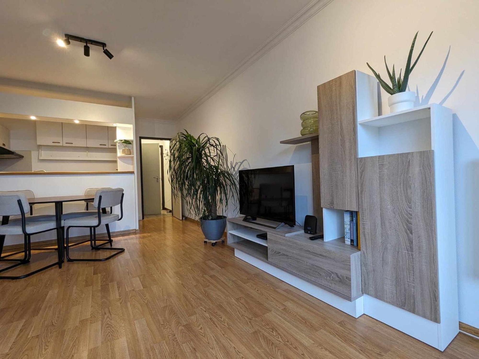 Vista Linda, Leuk Appartement Vlak Bij Zeedijk En Strand Oostende Bagian luar foto